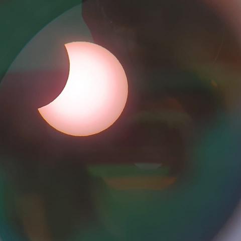 Solar Eclipse, 26 Dec 2019, Looking through an eye-piece. Picture Credit: Mobeen Khalid.